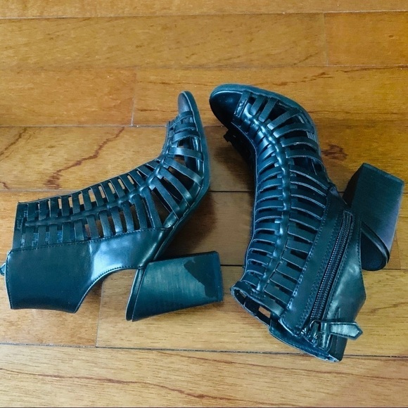 NINE WEST HangTuff open toe trap shoes gladiator women’s size 5M black leather. - Picture 3 of 8